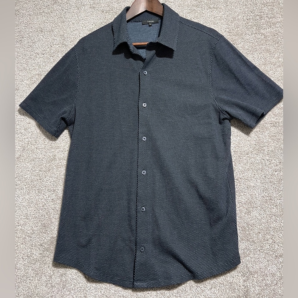 Vince Men’s Short Sleeve Button-Down Shirt in Black with White Microdot